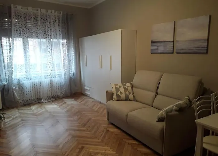 Mono-bijoux Albergian, Ideale X2 Apartment Turin